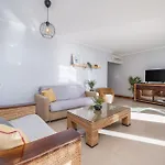 Ocean Horizon House *