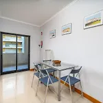 아파트 Ocean Horizon House